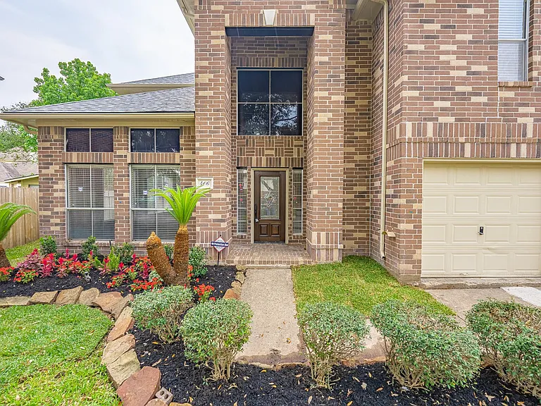 406 N Marathon Way — Photo 2