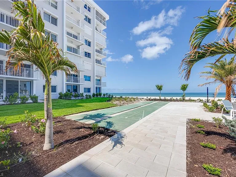 3443 Gulf Shore Blvd N #707 — Photo 37