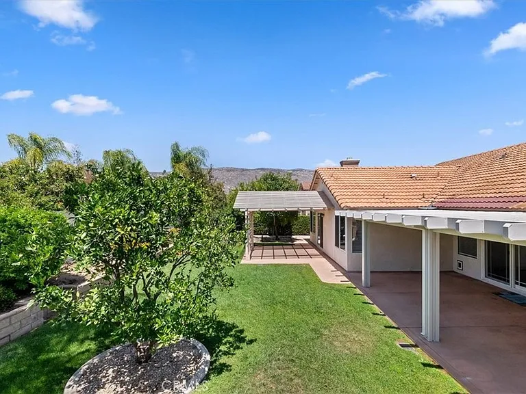 10045 Miracanto Way — Photo 36
