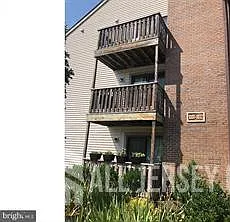 1802 Ravens Crest Dr — Photo 1