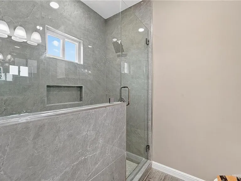 1234 Valle Vista St #4 — Photo 13