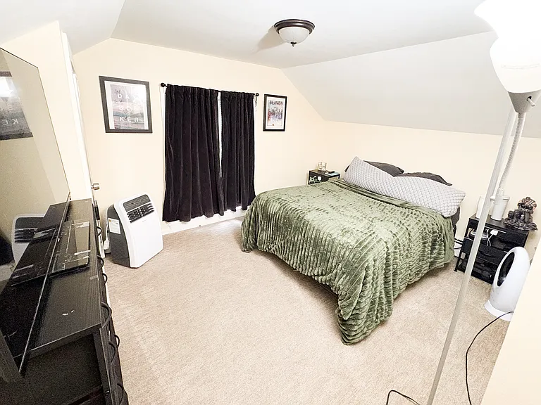 31 Rockhill St #5 — Photo 6