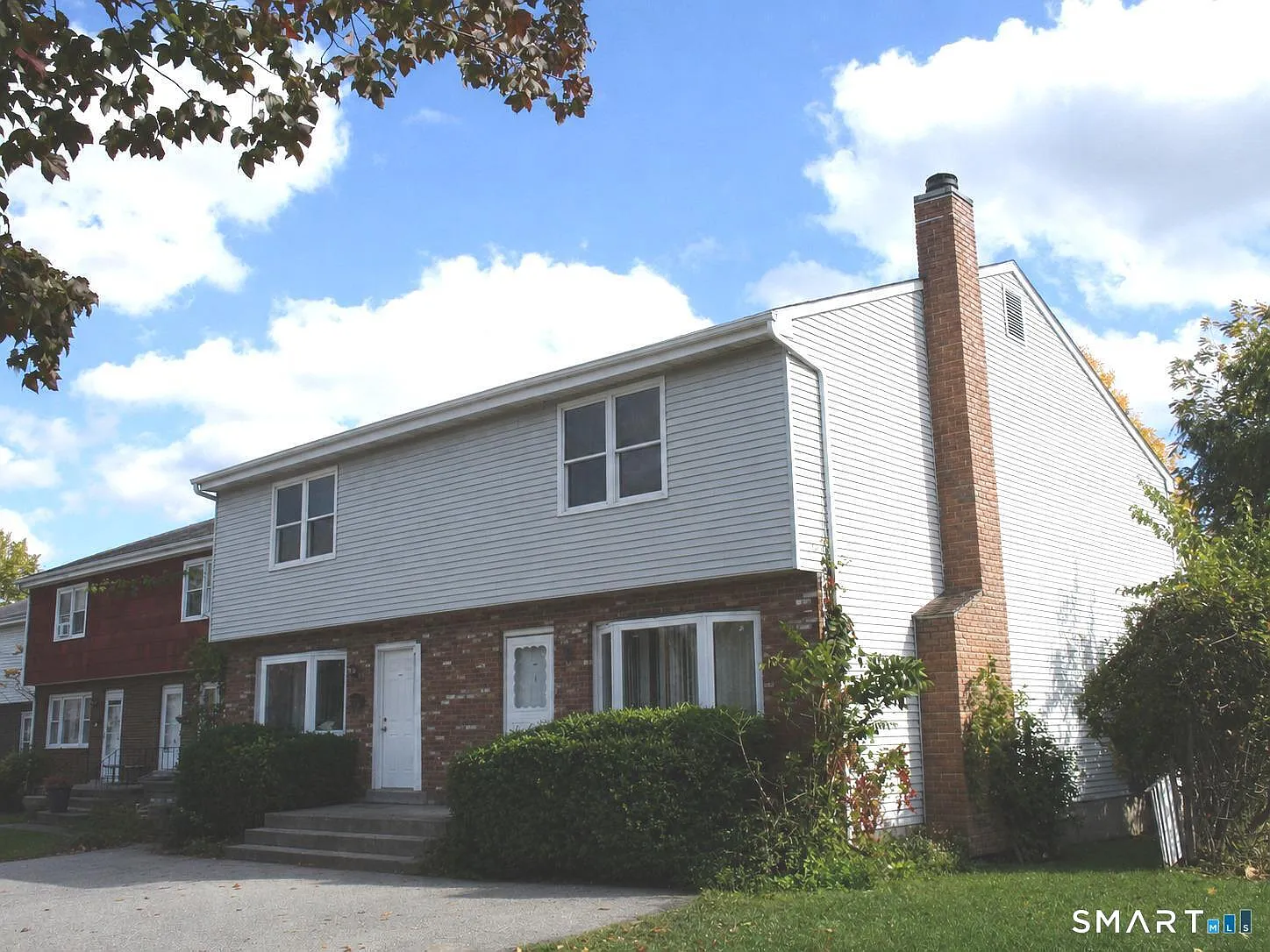 3 bed, 2.0 bath, 1700 sqft, $4,000 — Photo 1