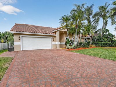 11401 NW 23rd Street, Plantation, FL, 33323