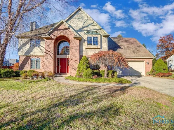 1336 Sheffield Dr, Bowling Green, OH 43402