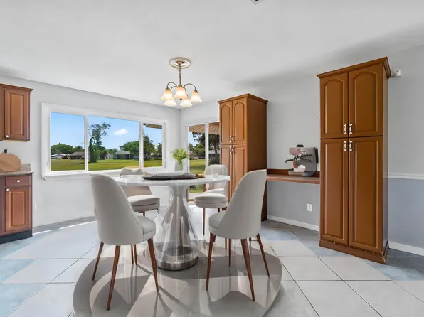 1961 SE Redwing Circle SW, Port St Lucie, FL 34952