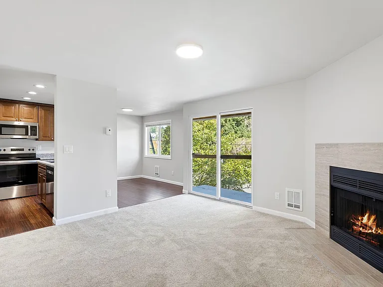 Heron View Apartment Homes — Photo 37