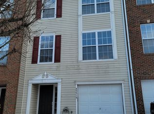 45519 Lakemont Sq, Sterling, VA 20165