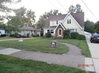 2200 Keystone Rd, Parma, OH 44134