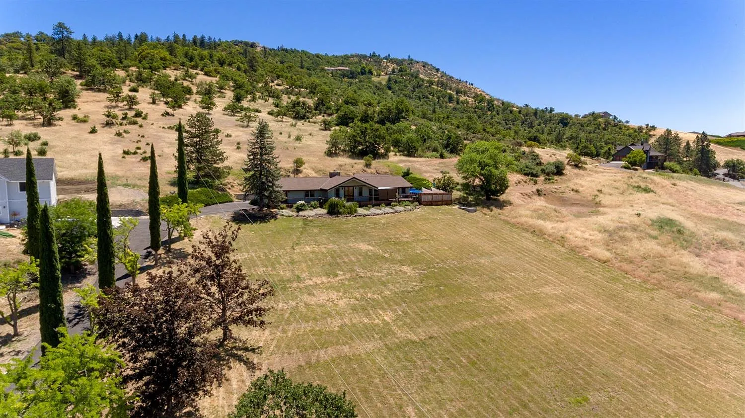 3558 Dodson Rd photo 1