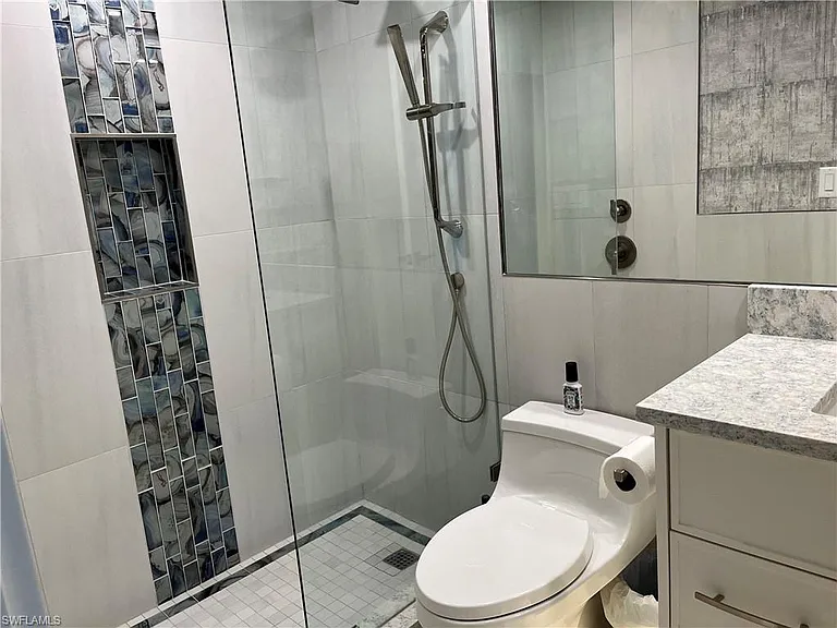 333 Harbour Dr #106 — Photo 7
