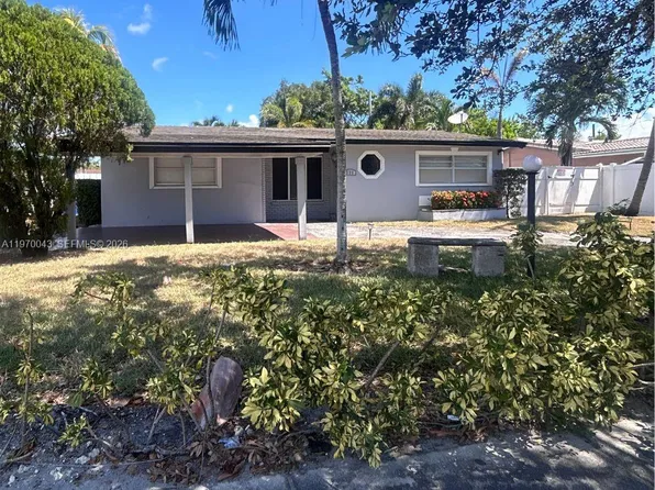 221 NE 24th St, Pompano Beach, FL 33064