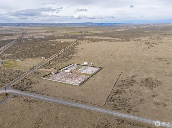 11061 NE Neppel Road, Moses Lake, WA 98804