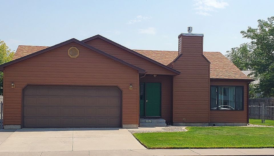 1270 Starfire St.