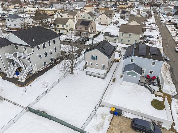 4th image of 10 Aberdeen St