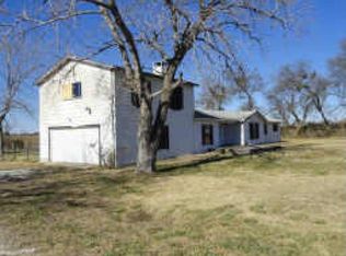 1002 County Road 5010, Trenton, TX 75490