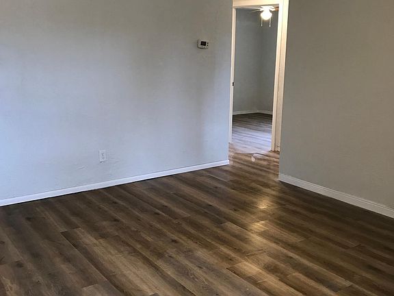 5th image of 5112 Pineland Ave APT C