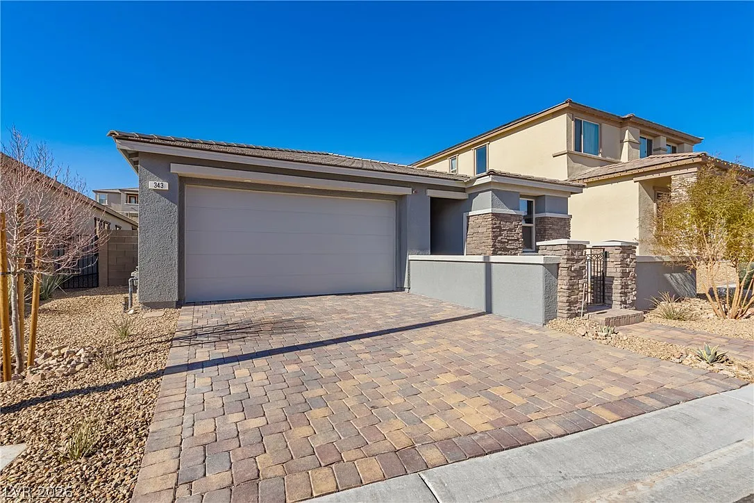3 bed, 2.5 bath, 1908 sqft, $3,523 — Photo 1