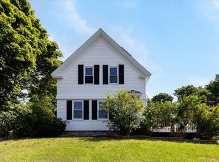 64 South St, Plymouth, MA 02360