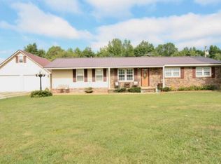 565 County Line Rd, Leighton, AL 35646