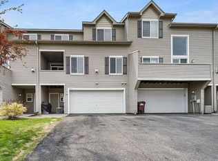 6898 Meadow Grass Ln S, Cottage Grove, MN 55016