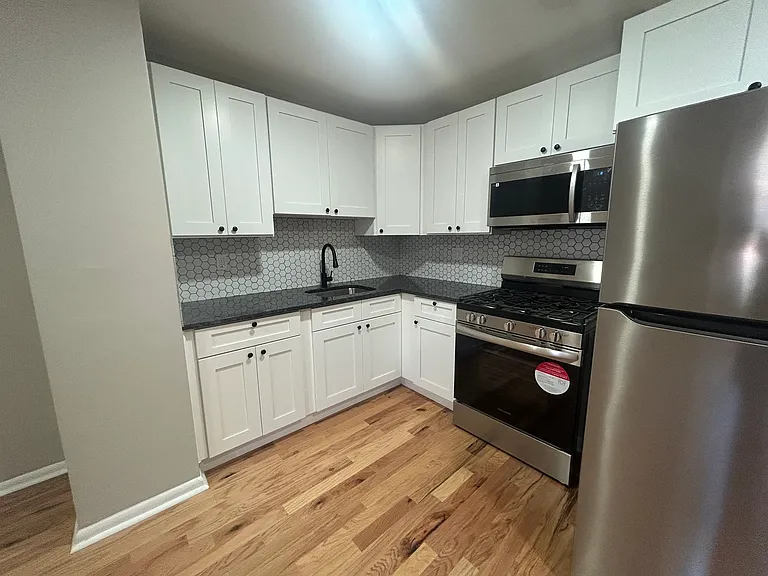 16 Jeffrey Rd #2 — Photo 3