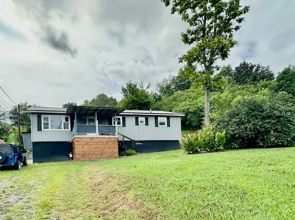 63 Old Pineville Pike, Middlesboro, KY 40965