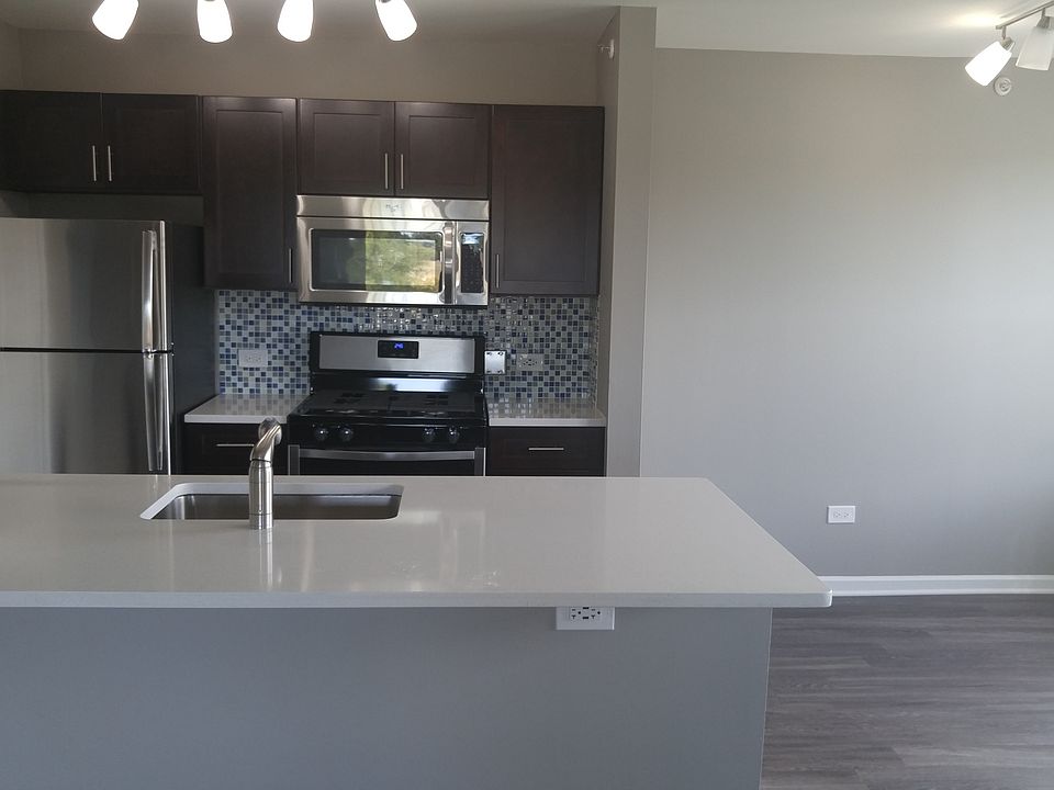 1st image of 1370 W Indian Trl APT 14