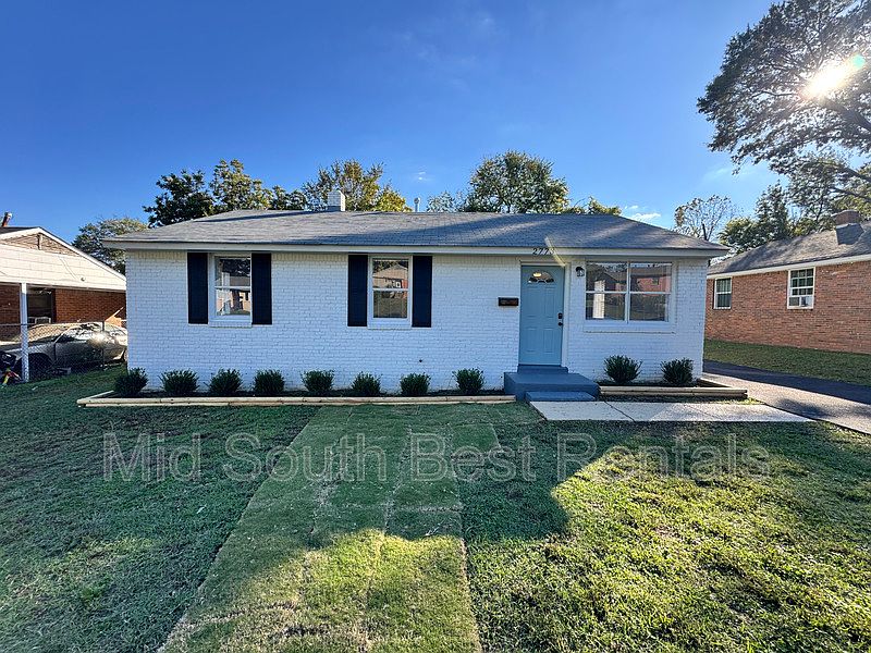 1st image of 2773 Lola Ave