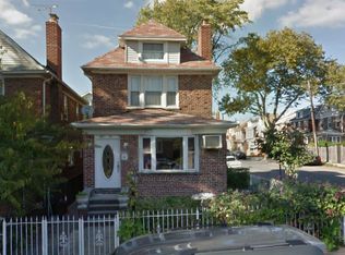 20119 36th Ave, Flushing, NY 11361