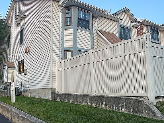 3rd image of 242 Ashworth Ave #A