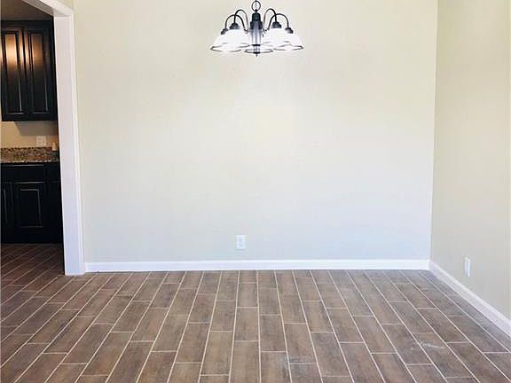 5th image of 4004 Fitzhugh Ave
