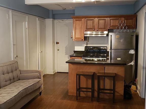 4th image of 325 E 41st St APT 603
