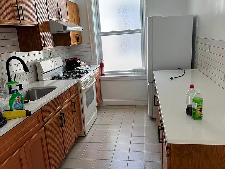 82 Bay 8th St #2F — Photo 1