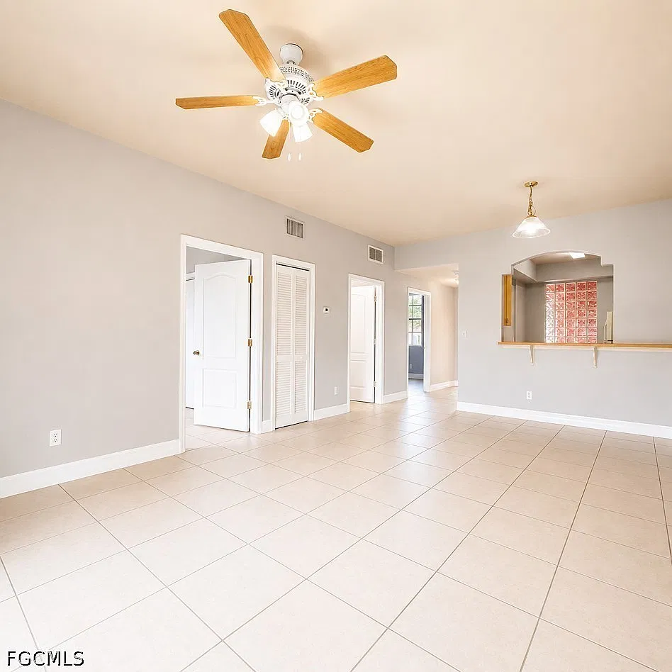 2 bed, 1.0 bath, 900 sqft, $1,145 — Photo 3