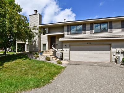 4220 Goldenrod Ln N, Plymouth, MN, 55441