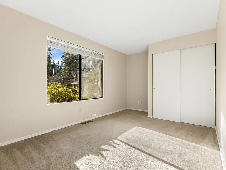 16702 NE 103rd Pl — Photo 6