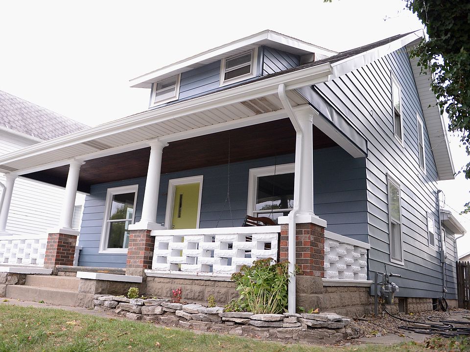 1st image of 822 S 11th St