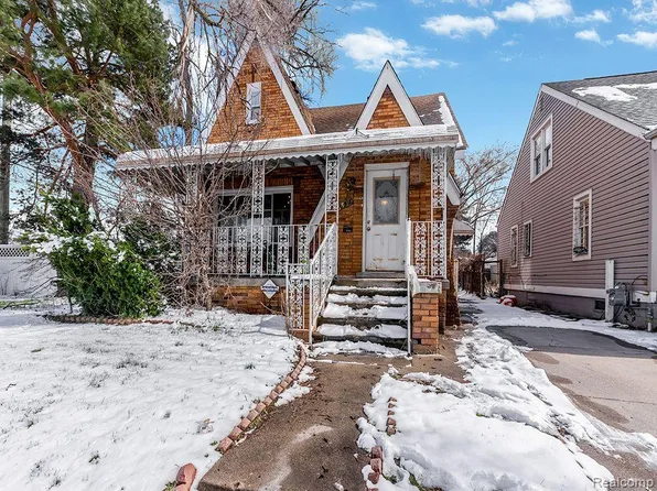 6910 Memorial Ave, Detroit, MI 48228
