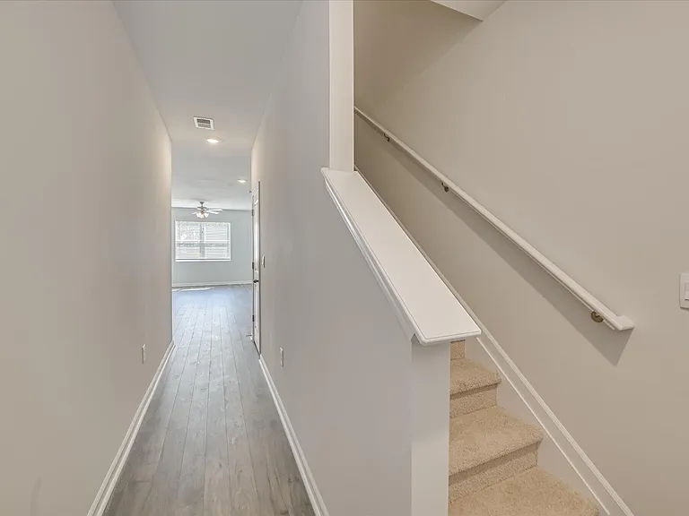 811 Grovebury Ct — Photo 3