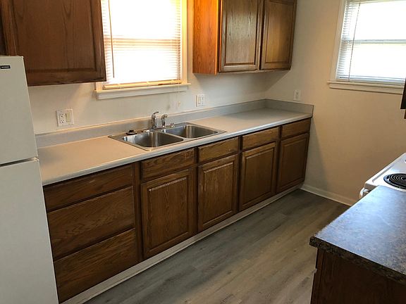 5th image of 125 W Cesar E Chavez Ave APT 2