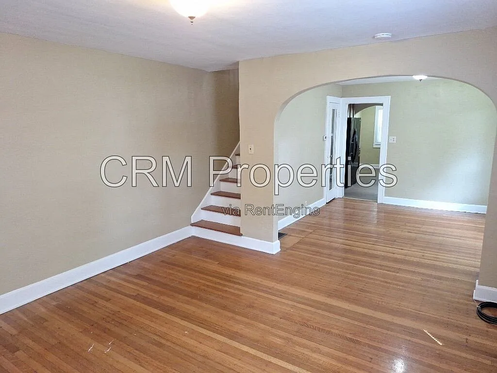2 bed, 1.0 bath, $1,450 — Photo 4