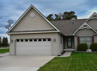 8158 N Clare Ave, Harrison, MI 48625