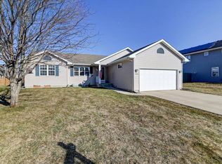 1442 Chipper Ln, Sun Prairie, WI 53590