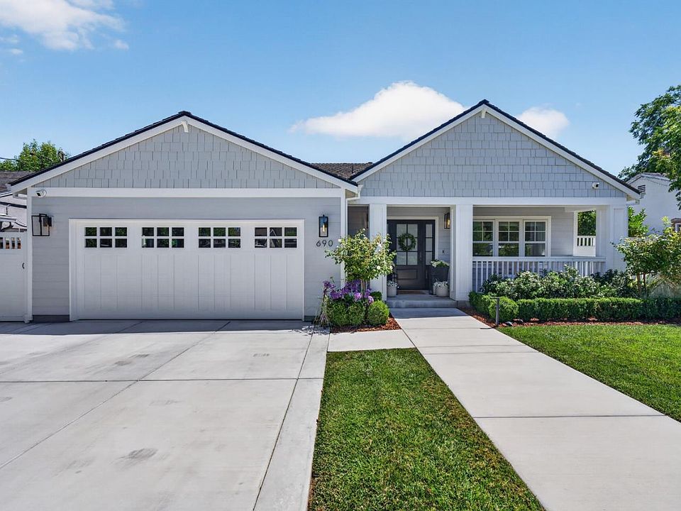 1st image of 690 Elden Dr