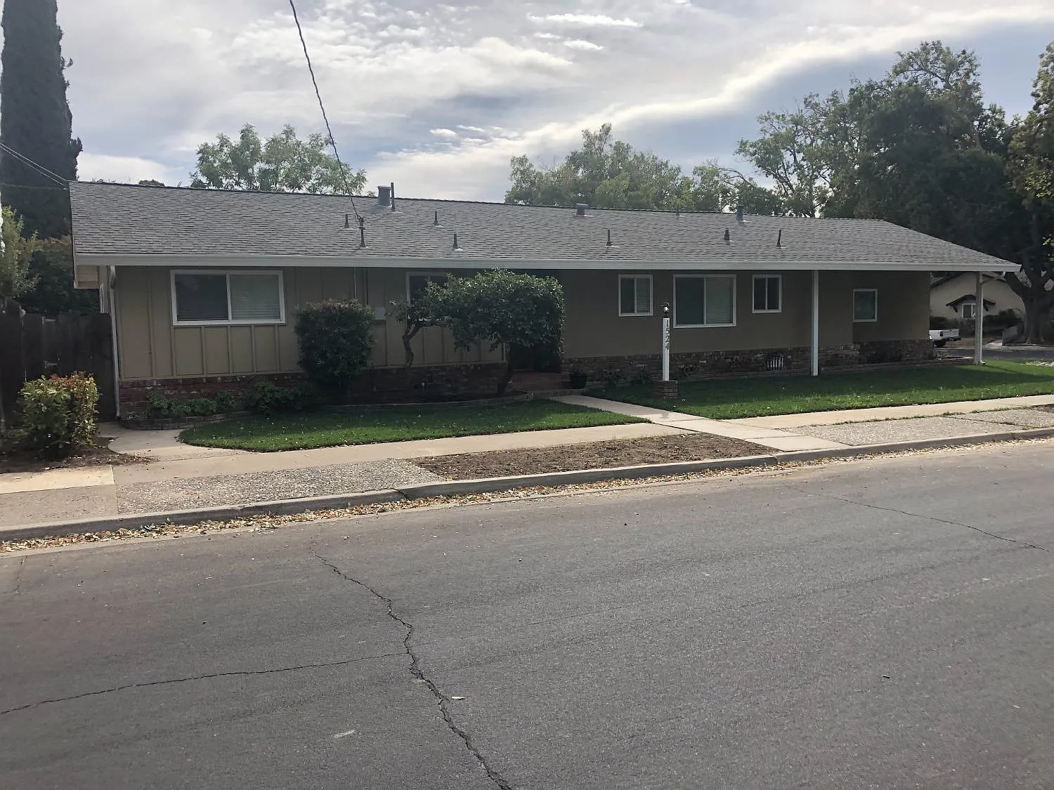 1524 Ronald Ave photo 1