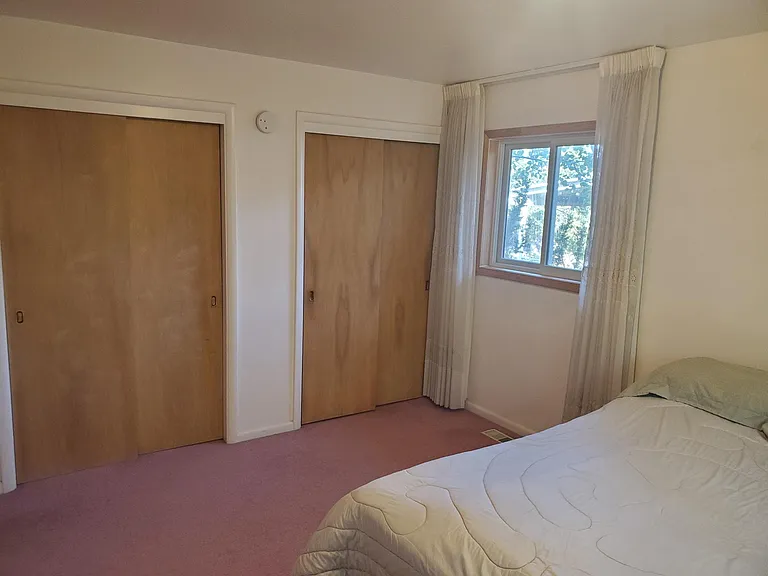 1137 S Mercedes Way — Photo 8