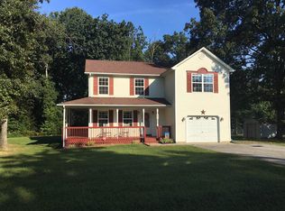 93 Emmer Dr, Brandenburg, KY 40108