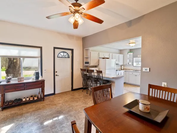 19090 Highway 58, Cazenovia, WI 53924