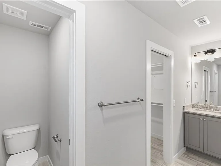 410 Peach Ave — Photo 27